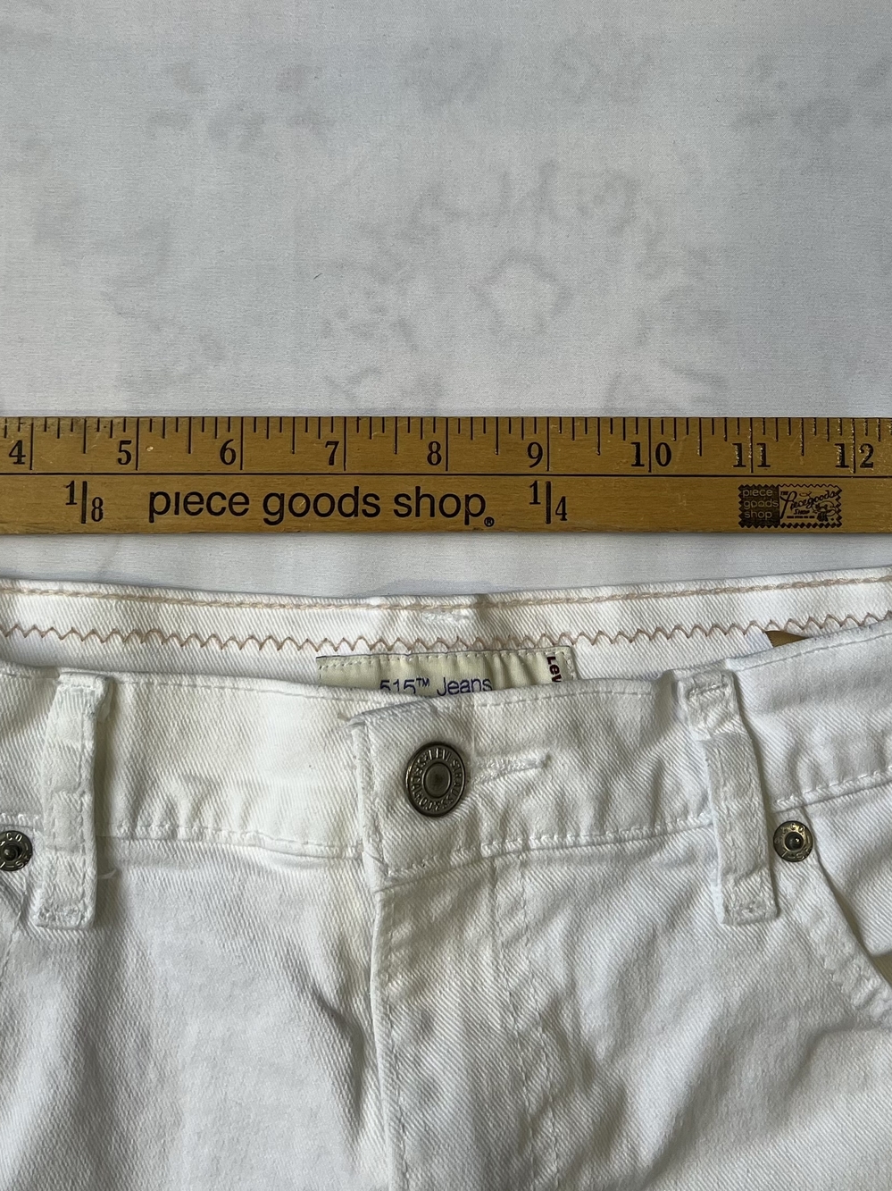 Levi's White 515™ Jeans - Classic Denim - Picture 6 of 7